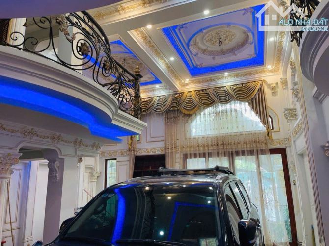 BIỆT THỰ CAO CẤP KHU VƯỜN ĐÀO PHÚ THƯỢNG TÂY HỒ 240M² 7 TẦNG THANG MÁY GÁ 160 TỶ