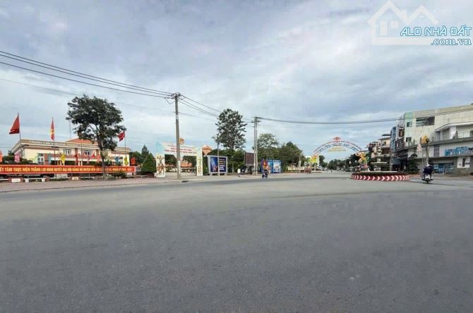 238m2 Ở Đô thị Thị trấn Bến Lức Long An KDC Mai Thị Non