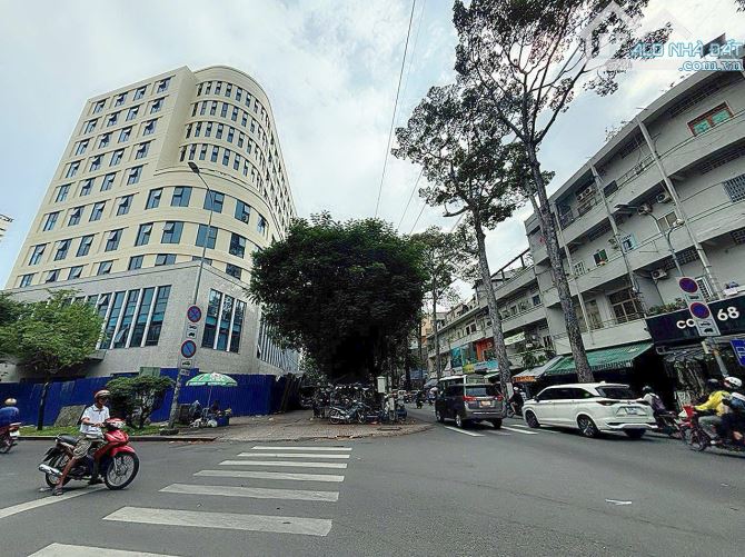 Cần Bán Khuôn Đất Vàng  Mặt Tiền Số 84 Hùng Vương Phuờng An Đông ( P9 ) Quận 5