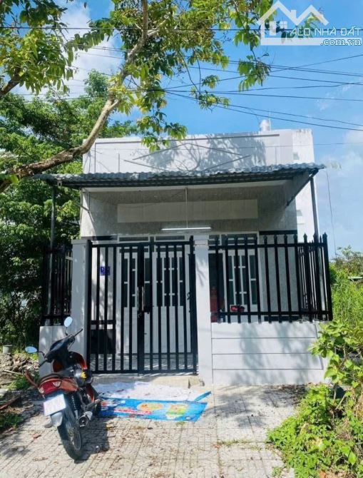 Căn nhà mới sửa cần bán 650 TRIỆU ở Trảng Bàng 5x31 ( 155m2 ) SỔ HỒNG RIÊNG ĐỦ SANG TÊN