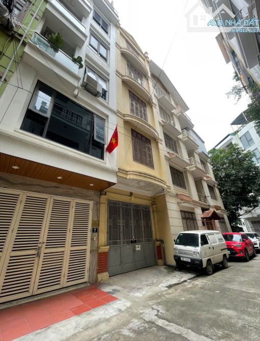 BÁN NHÀ PHÂN LÔ 26 TỶ 70m 5 TẦNG MT 5,6m VỈA HÈ Ô TÔ TRÁNH KINH DOANH NGUYÊN HỒNG ĐỐNG ĐA