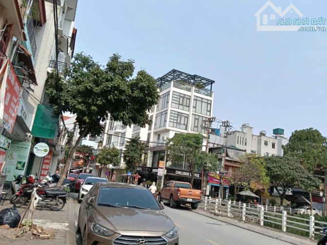 Sài Đồng - Dân xây - View hồ - 47m chỉ 6.6 tỷ