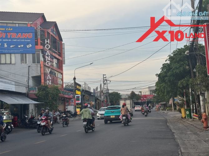 Bán nhà 200m2 mặt tiền kinh doanh Bùi Trọng Nghĩa TP Biên Hòa Đồng Nai có 8,5 tỷ