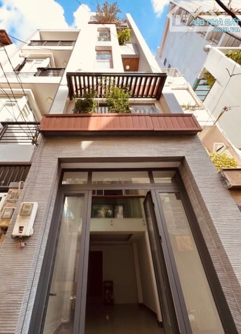 KHU VIP PHÚ NHUẬN – 5 TẦNG 53m2 – NHÀ MỚI VÀO Ở NGAY – HẺM XE HƠI 7 CHỖ