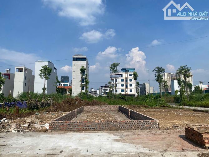 Bá,n Đất Vân Canh - Hoài Đức, 55m². Mặt Tiền 4.36m. Đường 11m có vỉa hè cạnh Vành Đai 3.5