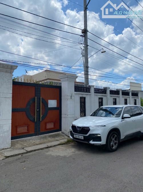 Bán lô biệt thự nhà vườn 846m2 Gần trường học Trần Quốc Toản chợ Giang Điền Trảng Bom