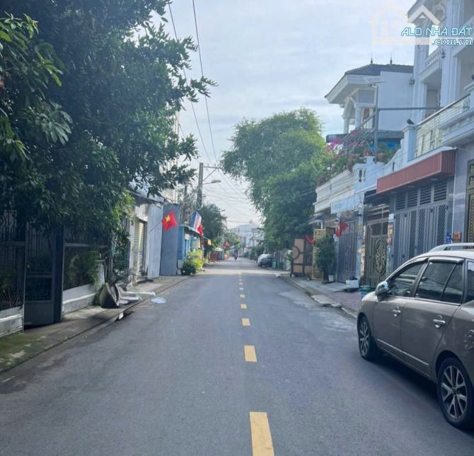Bán 2 lô  đất Mặt Tiền đường Thạnh Lộc 16, Quận 12- Gần chợ Cầu Đồng, Ngã tư Ga giá 5,7tỷ