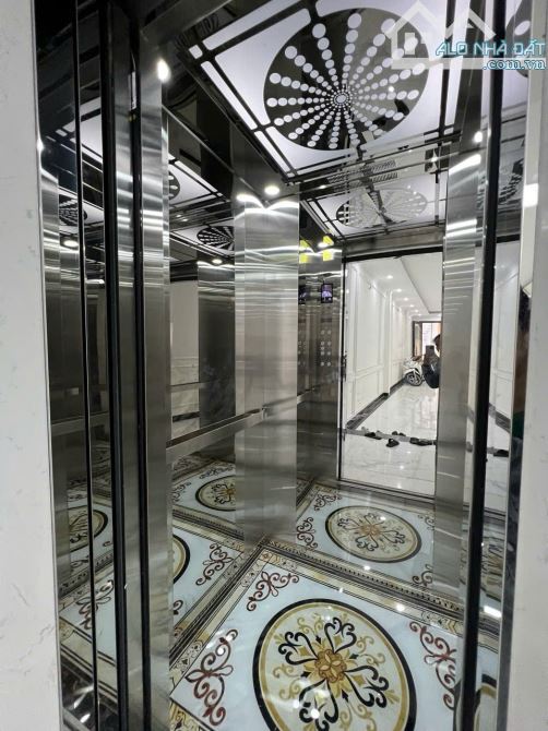 Nhà Tân Mai 71m2, 6 tầng, mặt tiền 4m, ô tô tải tránh, kinh doanh, thang máy, nhà mới keng