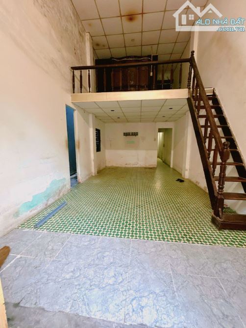 🎉🎉NHÀ C4 GÁC LỬNG - PHÍA SAU CÓ PHÒNG CÓ THỂ CHO THUÊ - CHỦ XÁC ĐỊNH BÁN ĐẤT TẶNG NHÀ