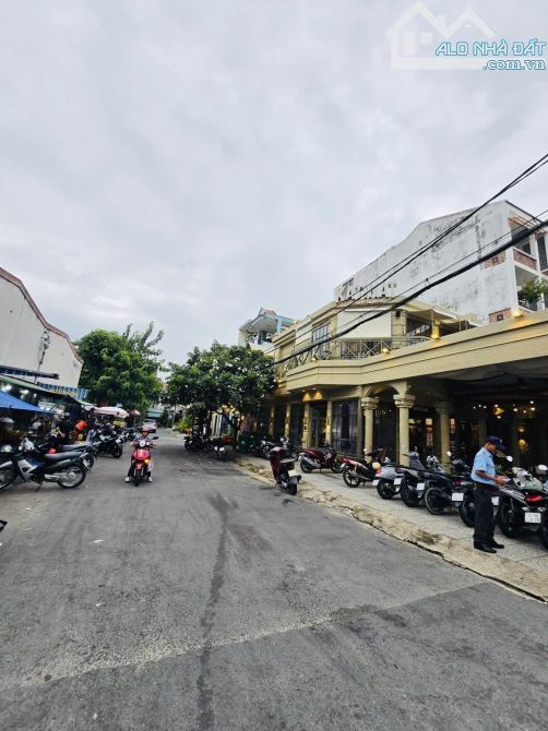 Đất linh Tây thủ Đức,hẻm ô tô,150m2 thuận tiện xây chdv,giá chỉ 10,5 tỷ
