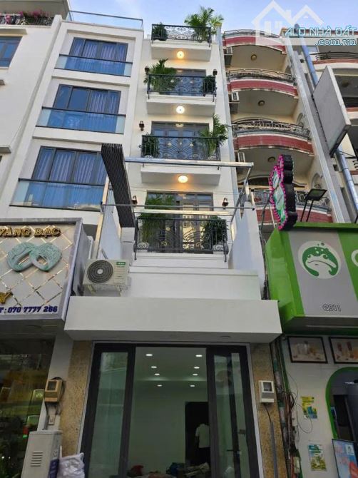 BÁN NHÀ MẶT TIỀN NGUYỄN BIỂU – GÓC NGUYỄN TRÃI, P.2, Q.5- 40m² - 6 TẦNG-15.5 TỶ TL