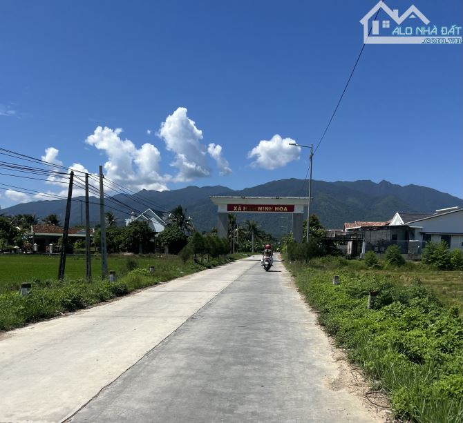Bán đất dt 942m2 mặt tiền đường Gò Sắn Vườn Đào Ninh Hưng