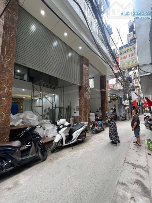 Mặt ngõ Vũ Tông Phan - oto tránh bagac - ngõ thông - kinh doanh - trung tâm Thanh Xuân