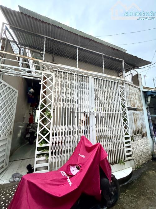 CHỦ GỞI BÁN NHÀ 1 TRỆT 1 GÁC P.TÂN VẠN, 2PN, HẺM 3 GÁC, THỔ CƯ 100%, ĐƯỜNG BÙI HỮU NGHĨA V