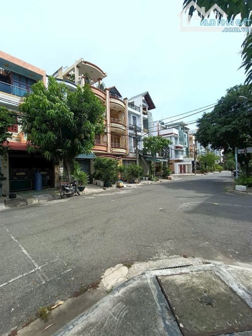 BÌNH TÂN tên LỬA ‘  80 m 3 TẦNG 4 x20 m đường 12 m  mặt Tiền Kinh doanh