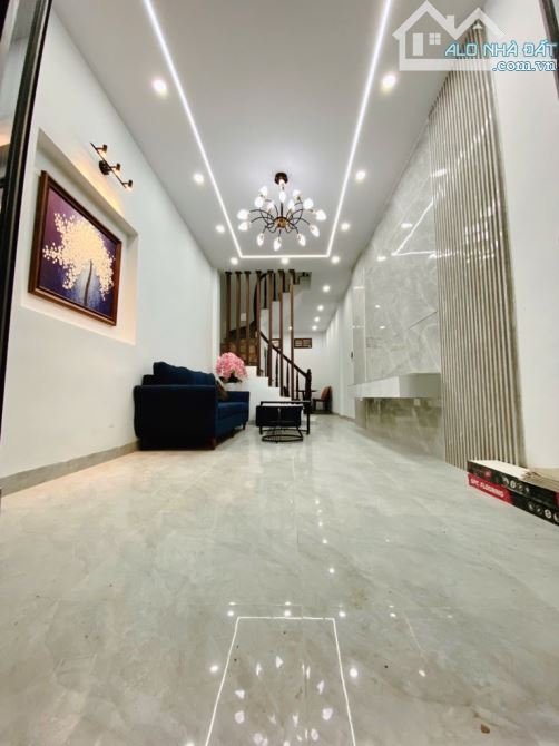 NHÀ ĐẸP VŨ TÔNG PHAN-NGÕ XE BA GÁC-GẦN PHỐ-HAI THOÁNG-Ở NGAY-35M2-4 TẦNG-6,9 TỶ