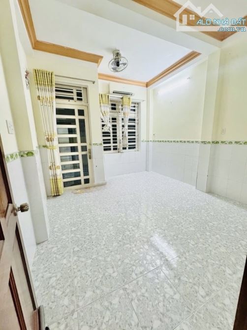 NHÀ 2 SẸT NGUYỄN TƯ GIẢN P12 GÒ VẤP.NHÀ MỚI 41,2M2 NHỈN 5 TỈ