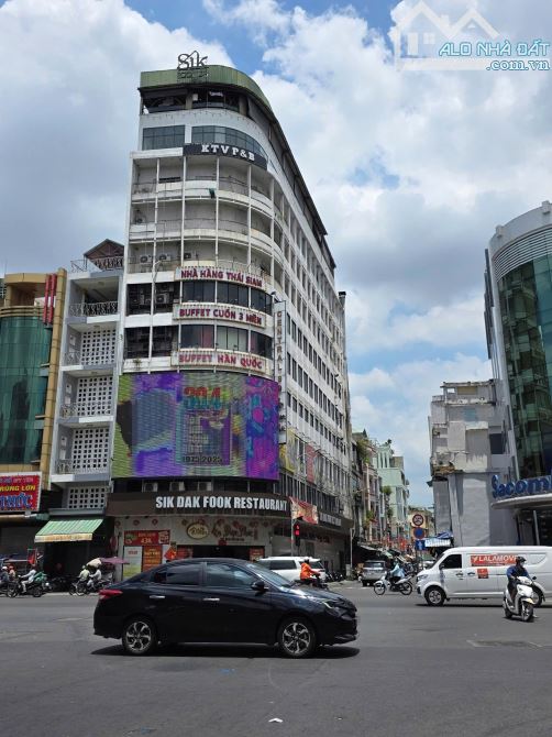 BUILDING MT Trần Hưng Đạo, biểu tượng của Q5, ngang 30m.