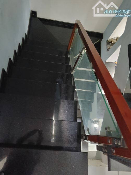 GẤP BÁN GIẢM CHÀO 30PTR--HẺM 8M --145M2 --TÂY LÂN--4 TẦNG --GIÁ CHỈ :6.4 TỶ (TL)