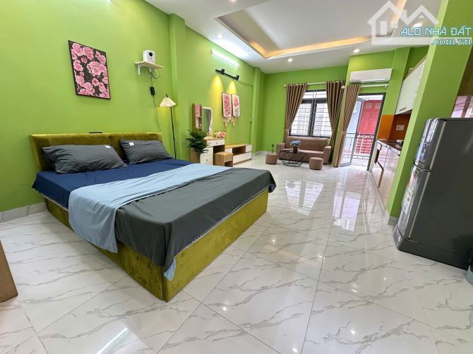 Cho Thuê CCMN 138 Mễ Trì Thượng NTL 45m2 Studio Cửa Sổ Ban Công Máy Chiếu Giặt Riêng