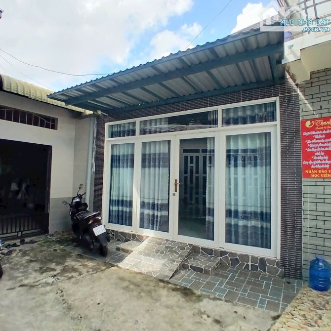 Nhà gần cao đẳng cần thơ cho thuê lâu dài
