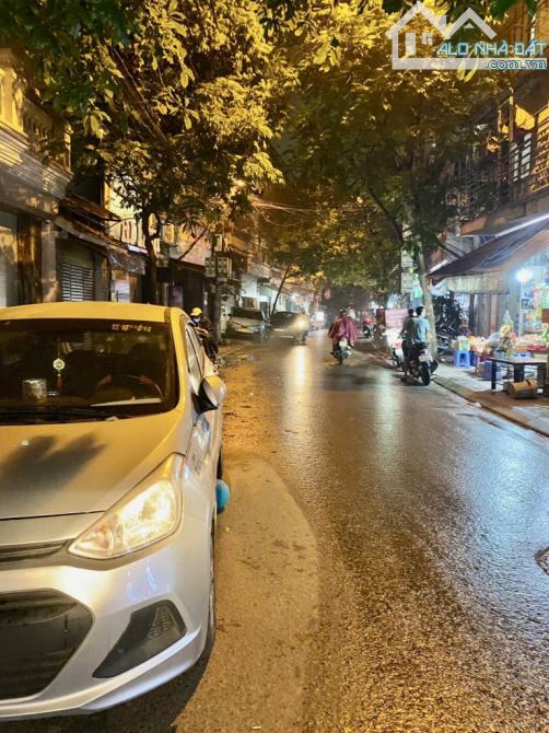 Bán nhà Minh Khai 57m², ô tô đỗ cửa, kinh doanh, giá 11,68 tỷ