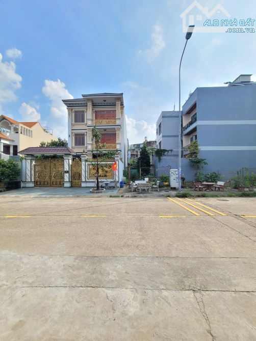 Bán đất KDC trung tâm hành chính Dĩ An p.Dĩ An Tp.Dĩ An chỉ 8ty100 TL M7543