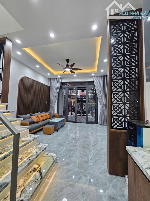 SIÊU PHẨM MỚI 100% VỪA HOÀN THIỆN ĐÓN TẾT - Vị Trí : Lô B16 Đường số 2 , Kdc Thuỷ Lợi nhán - 10