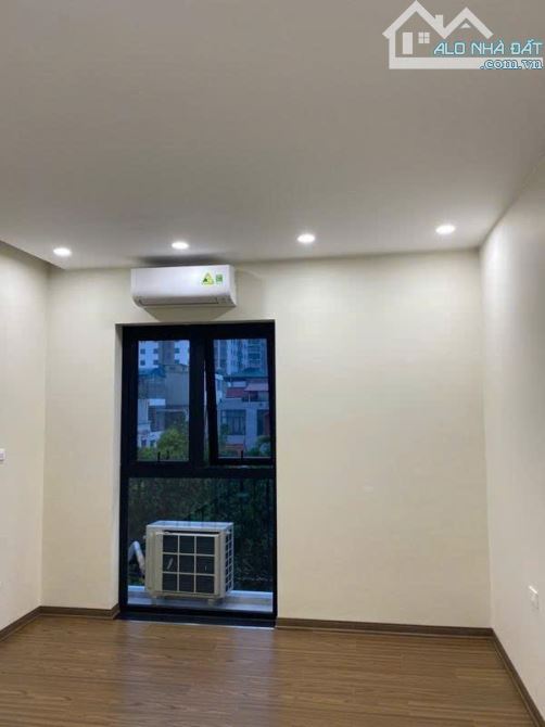 PHÂN LÔ ĐỖ QUANG CẦU GIẤY 7 TẦNG 95m MT 7.5m GARA Ô TÔ THANG MÁY NHẬP VIEW VƯỜN HOA 36 TỶ - 10