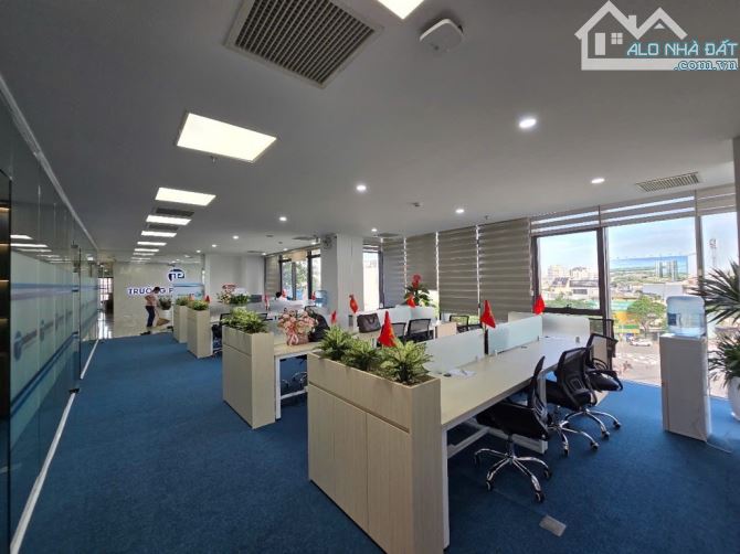 SIÊU PHẨM TOÀ VĂN PHÒNG 13 TẦNG ( 1 TẦNG HẦM + 12 TẦNG NỔI) NGAY NGÃ TƯ NGUYỄN HỮU THỌ - 10