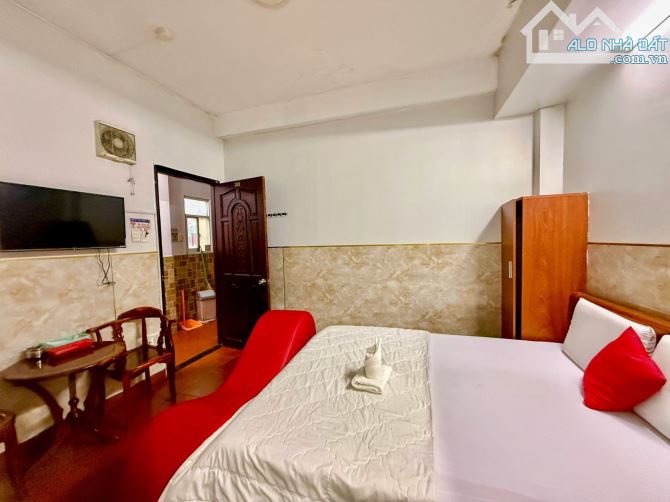 🏨 TÒA KHÁCH SẠN - MẶT TIỀN TQ  TÂN PHÚ – 113M² (5.5 X 20.6) – CN 98M² – 6 TẦNG - 10