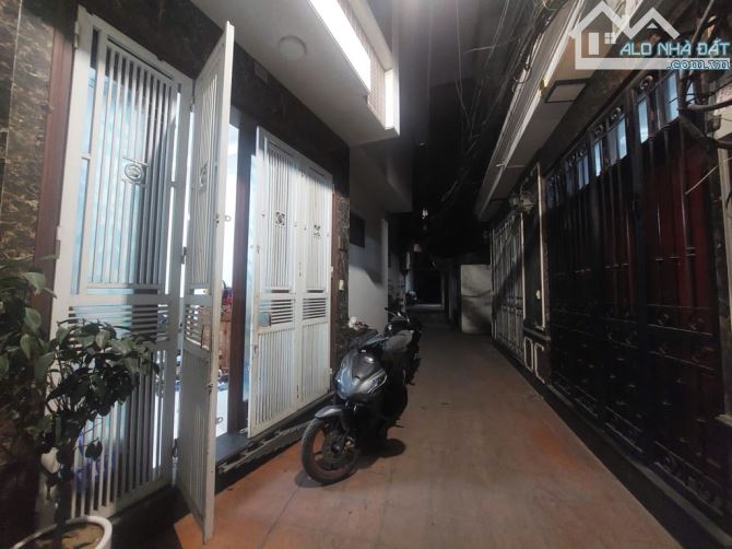 Bán nhà Nguyễn Văn Cừ Ngọc Lâm 5 tầng ô tô đỗ cửa - 10
