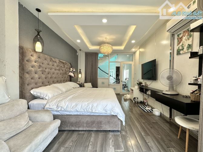 SIÊU PHẨM HÀNG HIỆU - 2 MẶT TIỀN ĐƯỜNG HOA LAN - PHÚ NHUẬN - DT:61m2 - 4 TẦNG - CHỈ 26,3 T - 10