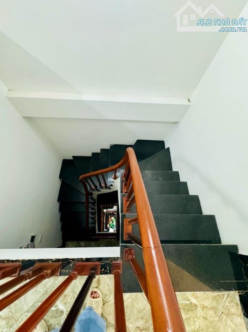 Bán Nhà 5 Tầng, 45M phố Minh Khai, Hai Bà Trưng cách phố 20M chỉ 9.45 Tỷ(TL) - 10