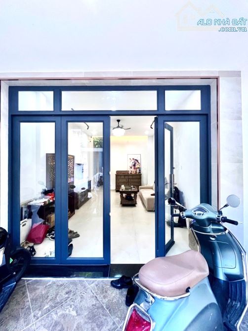 🏡NHÀ 2 TẦNG GIÁP TÂN PHÚ - LÊ VĂN QUỚI - NGÃ TƯ 4 XÃ - 56M2 - NHỈNH 5 TỶ TL. - 10