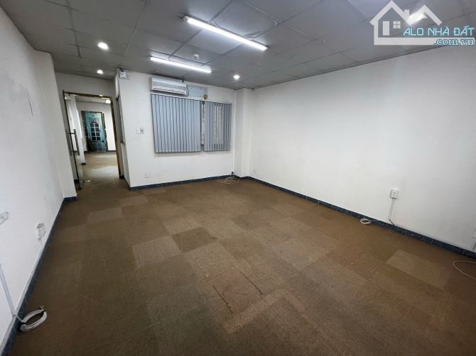 Cho thuê văn phòng 35-45-60m2 - Mặt tiền đường Nam Kỳ Khởi Nghĩa, Quận 3 - 10
