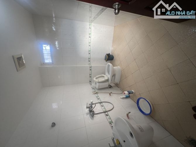 Giảm sốc 1.2 tỷ! Chủ cần bán nhanh căn nhà Đức Giang, DT 122M2, 4 Tầng, Phân lô ôtô tránh! - 10