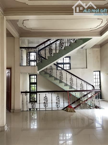 Bán villa 3 tầng 14x20 mặt tiền Đường Số 1, Gò Vấp, giá cực tốt - 10