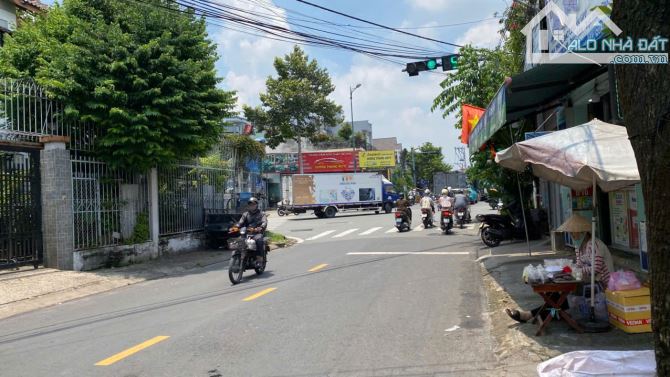 Bán đất phường Linh Tây hẻm Ô tô rộng 10 mét đường Phạm Văn Đồng (2.156 m2) 50 tr/m2 - 10