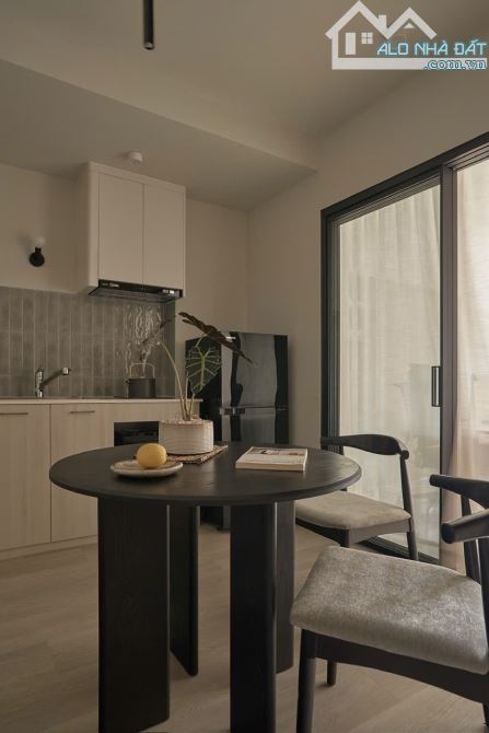 Căn hộ ngay trung tâm quận 1, bancol view siêu chill, gần UEH, Đại học Hoa Sen - 10