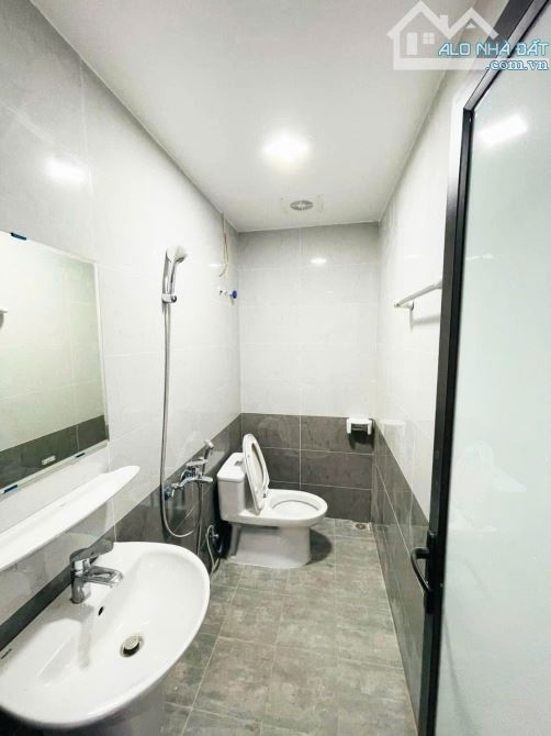 Cực hiếm nhà 4 tầng 44,3m2 đường thông oto đỗ cửa ngay quận ủy Hồng Bàng - 11
