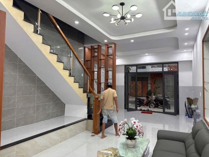 NHÀ MẶT TIỀN ĐƯỜNG ĐOÀN THỊ ĐIỂM- PHƯỚC NGUYÊN - BÀ RỊA - 11