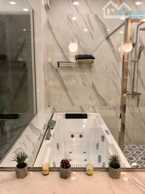 SIÊU PHẨM HÀNG HIỆU - 2 MẶT TIỀN ĐƯỜNG HOA LAN - PHÚ NHUẬN - DT:61m2 - 4 TẦNG - CHỈ 26,3 T - 11