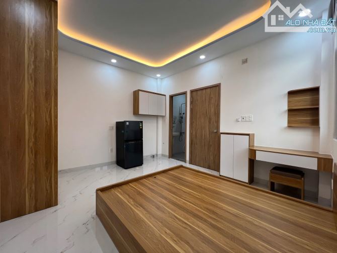 Bán Căn Hộ Dịch Vụ 5 Lầu Có Thang Máy HĐT 50 Triệu/Th Phạm Văn Chiêu , Gò Vấp Giá 10.8 TL - 11