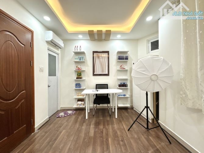 BÁN NHÀ DUY NHẤT - HẺM Ô TÔ 7 CHỖ - ĐOÀN THỊ ĐIỂM, P1, PN - 5 TẦNG - 4.1x7.5 A4 - 7.7 TỶ - 11