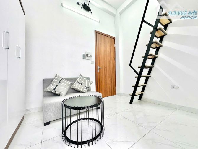 Bán CCMN Yên Xá, DTXD 45m, 7x13 Phòng, Dòng Tiền 50tr/tháng. Giá: 11 Tỷ.LH: Hoàng Trung - 1