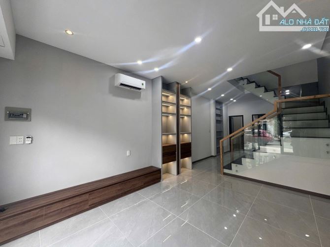 Bán nhà lầu mặt tiền nguyễn thành đồng trung dũng kinh doanh tốt chỉ 5ty6 quá rẻ ah - 1