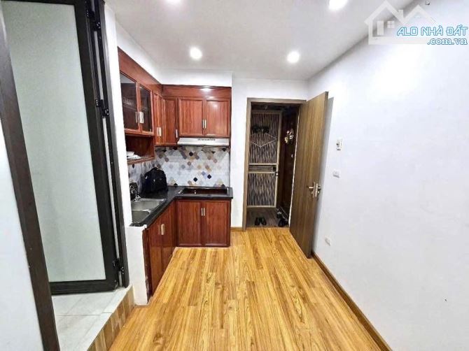TẬP THỂ THANH XUÂN BẮC, THANH XUÂN, NHÀ ĐẸP Ở LUÔN, SỔ RIÊNG, NHỈNH 2 TỶ - 1