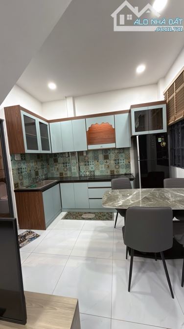 NHÀ GÒ VẤP 2 TẦNG - 5,8 × 5 HẺM 6M - NGUYỄN VĂN CÔNG - nhỉnh 4 TỶ - 1