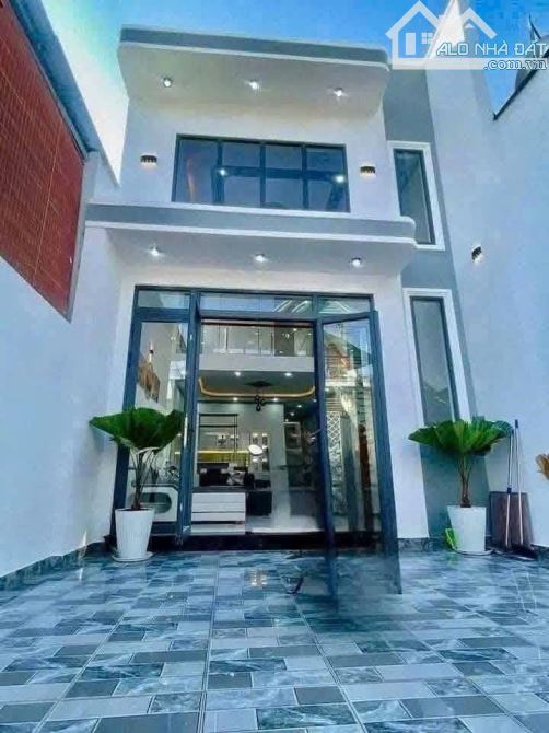 Cần tiền bán gấp nhà sổ Hồng riêng giá siêu rẻ - 1